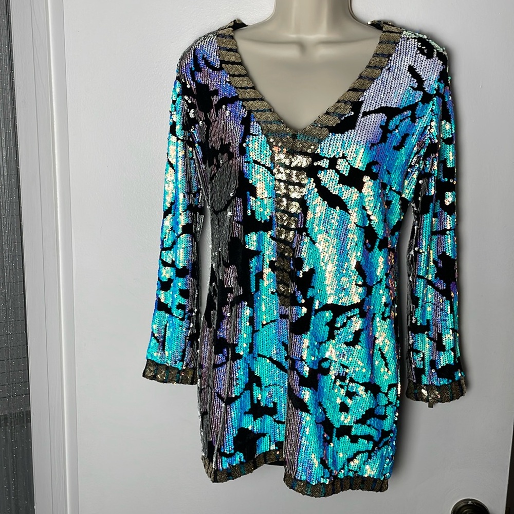 Angel Brinks sequin long sleeve body con mini dress v neck size Large sexy party